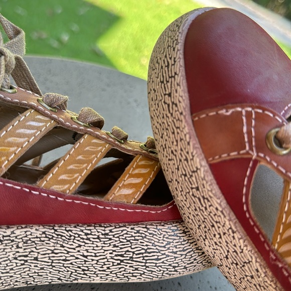 L’Artiste by Spring Step Sneakers - Picture 12 of 15